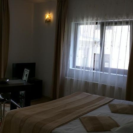 Hotel Silvia Apart Сіная Екстер'єр фото